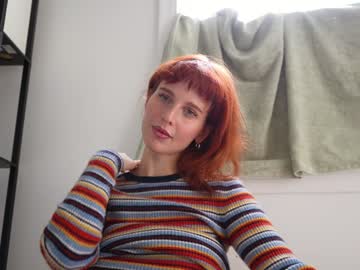 girl cam all day ellaa91 image #8055445