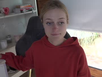girl cam all day joobeelee image #754123