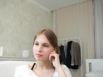 girl cam all day hildgaillard image #9409074