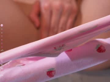 girl cam all day lucie_beltran image #9372246