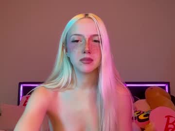girl cam all day riababe image #8817729