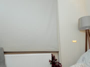 girl cam all day snowww_white image #2515805