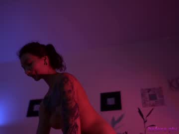 girl cam all day kronniekray image #1279765