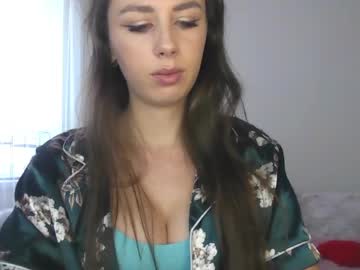 girl cam all day high_space image #7488593
