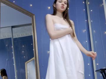 girl cam all day kriskras__ image #5521308