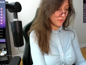girl cam all day alexa_dream image #3757124