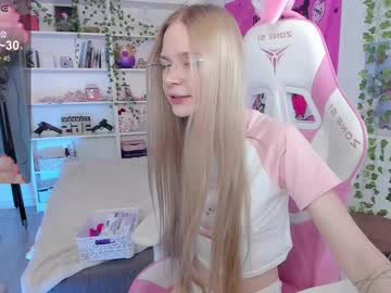 girl cam all day miliameow image #8910952