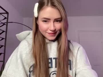 girl cam all day strawberryjamx image #3398329
