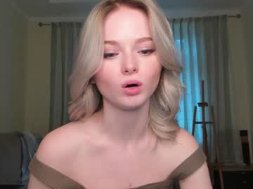 girl cam all day yuppiyulia image #122477