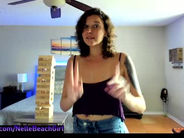 girl cam all day nellebeachgirl image #965238
