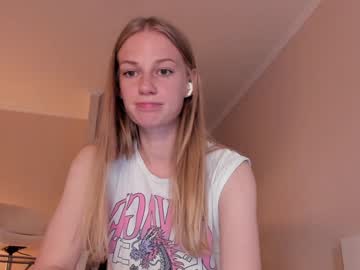 girl cam all day magic_couple13 image #7487826