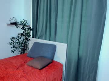 girl cam all day _night_moon_ image #5764953