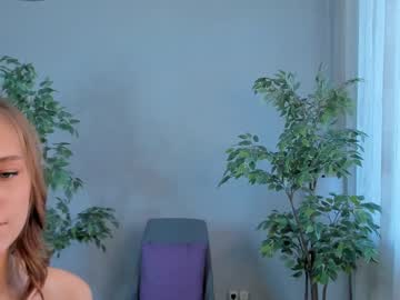 girl cam all day kellanflowers image #5298554