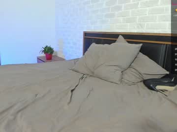couple cam all day lucky_tweet image #2884866