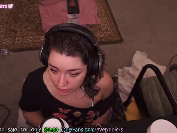 girl cam all day evelynpiers image #4592031