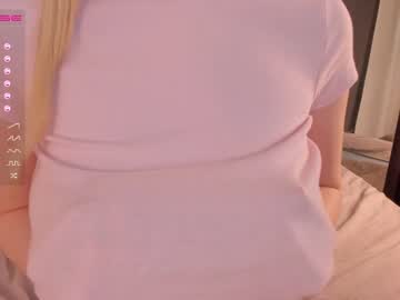 girl cam all day crystalreves image #481292