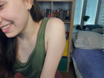 girl cam all day youne_and_beautiful image #4439484