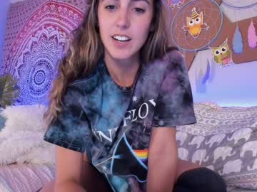 girl cam all day syriahsage image #2682325