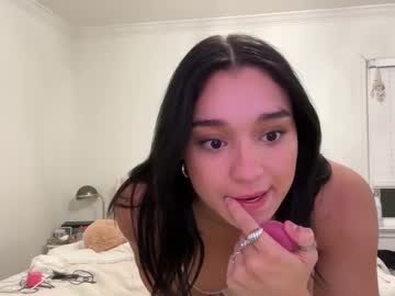 girl cam all day adriannarodriguez image #8708313