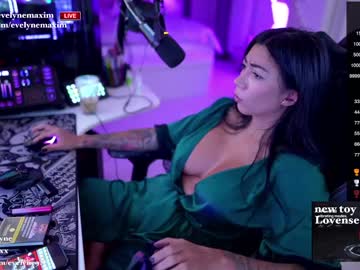 girl cam all day evelyne92 image #5566495