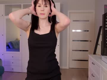 girl cam all day _blackbee_ image #1338672