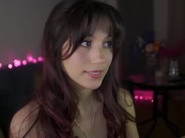 girl cam all day greeny_mat image #9035506
