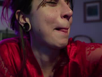 girl cam all day lizmreow image #9459724