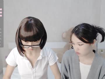 girl cam all day little_yena image #5654380