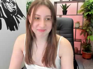 girl cam all day kira_wave_ image #1077543