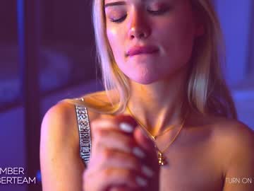 girl cam all day emmber image #2114866