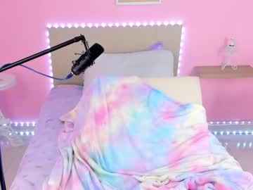 girl cam all day little_effy18 image #3088913