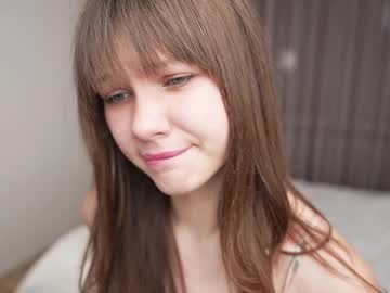 girl cam all day little_lolla18 image #7896101