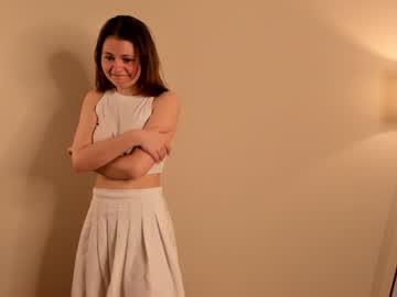 girl cam all day winniewest_ image #4295395