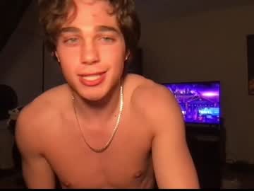 couple cam all day prettiboiflacko image #1275408