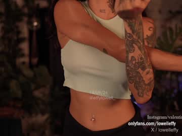 girl cam all day effylowell_ image #7848395