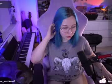 girl cam all day blue_mooncat image #6887805