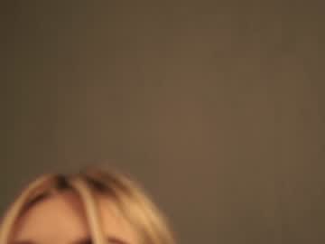 girl cam all day cuteelsa_ image #4859103