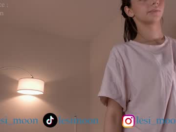 girl cam all day lesi_moon image #6430302