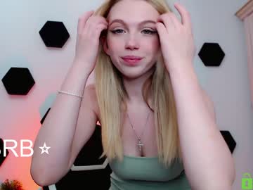 girl cam all day small_blondee image #4681992