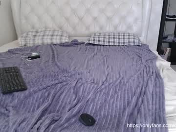 girl cam all day _mllymoore_ image #2238322