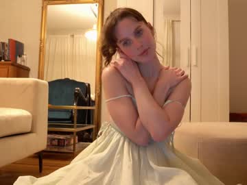girl cam all day ellaa91 image #1431603