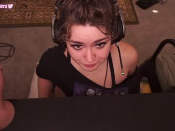 girl cam all day evelynpiers image #4629271