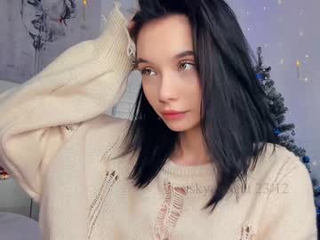girl cam all day riskyproject image #5985062