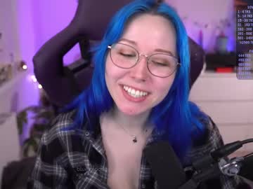 girl cam all day blue_mooncat image #9063419