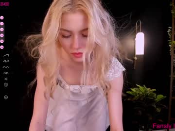 girl cam all day elizabethmad image #4713623