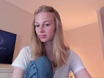 girl cam all day magic_couple13 image #7791966