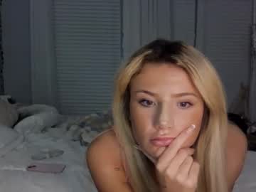 girl cam all day sarahbabyyy19 image #7108798