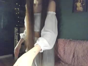 girl cam all day bmwm5f90 image #8757351
