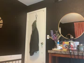 girl cam all day haileyholton image #8747693