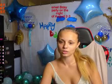 girl cam all day misss_viki image #4955554